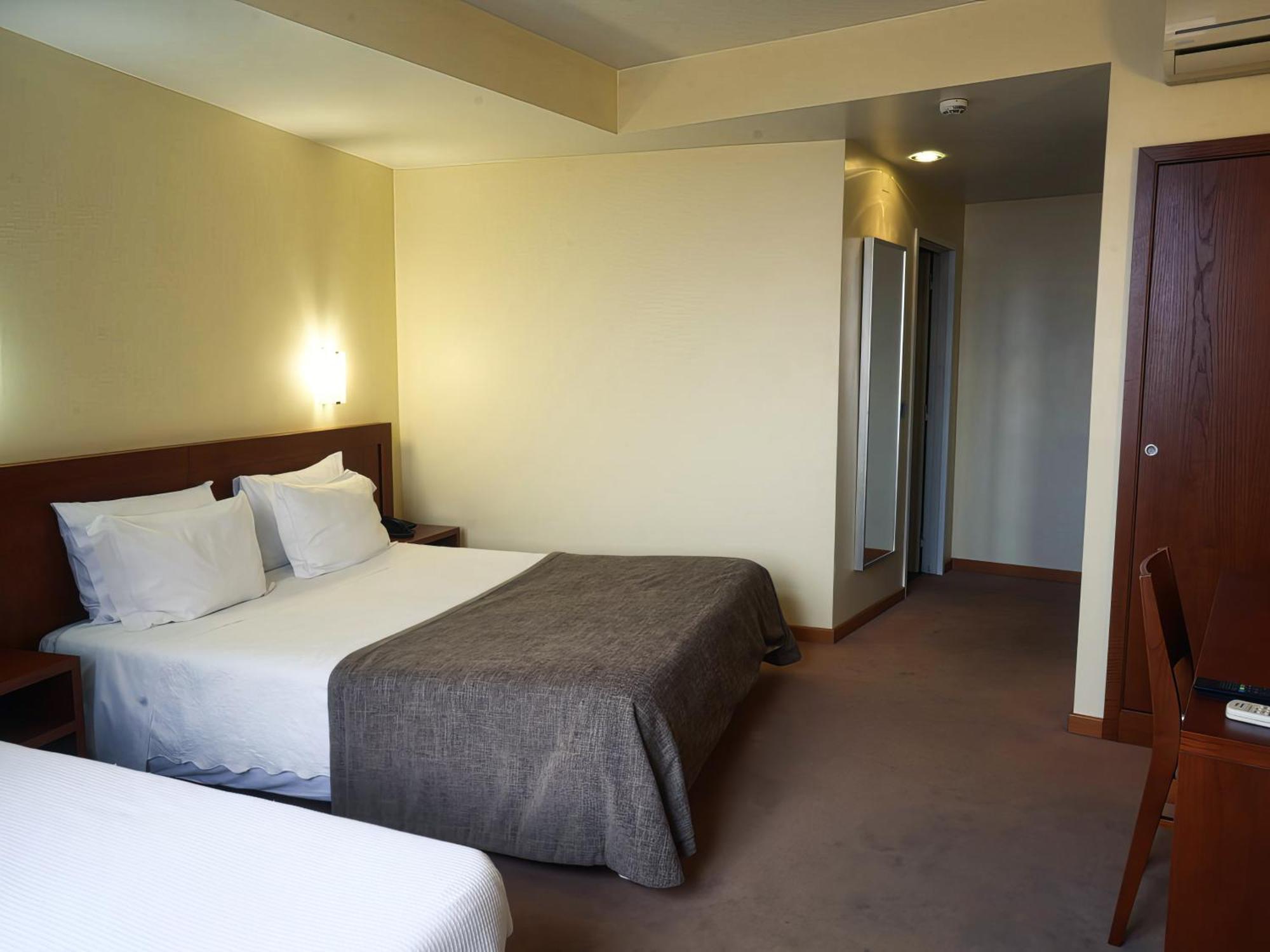 Hotel Sao Francisco Leiria Exterior photo